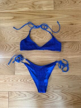 triangl swimwear Electric Blue Crochet Tie Bikini